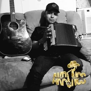 Meet your Posher, Marcos